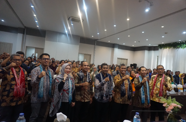 7 SCI bersama BGP Provinsi Maluku selenggarakan kegiatan Pelatihan Guru dalam Implementasi Kebijakan Merdeka Belajar melalui Pendekatan Holistik
