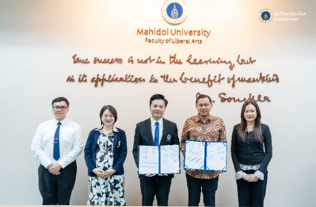 Signing of the Memorandum of Agreement between SEAQIL and the Faculty of Liberal Arts, Mahidol University